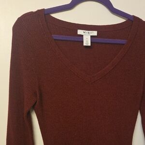 WHBM Maroon Gold Snap Accent Long Sleeve Blouse Medium